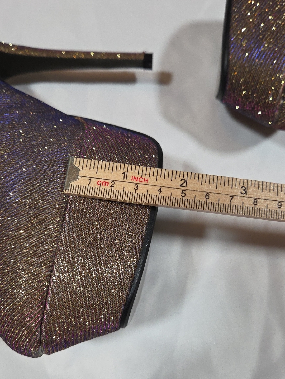 Gold Glitter Irridescent Purple Pink Heels IYNX size 9 Womens - Picture 5 of 9